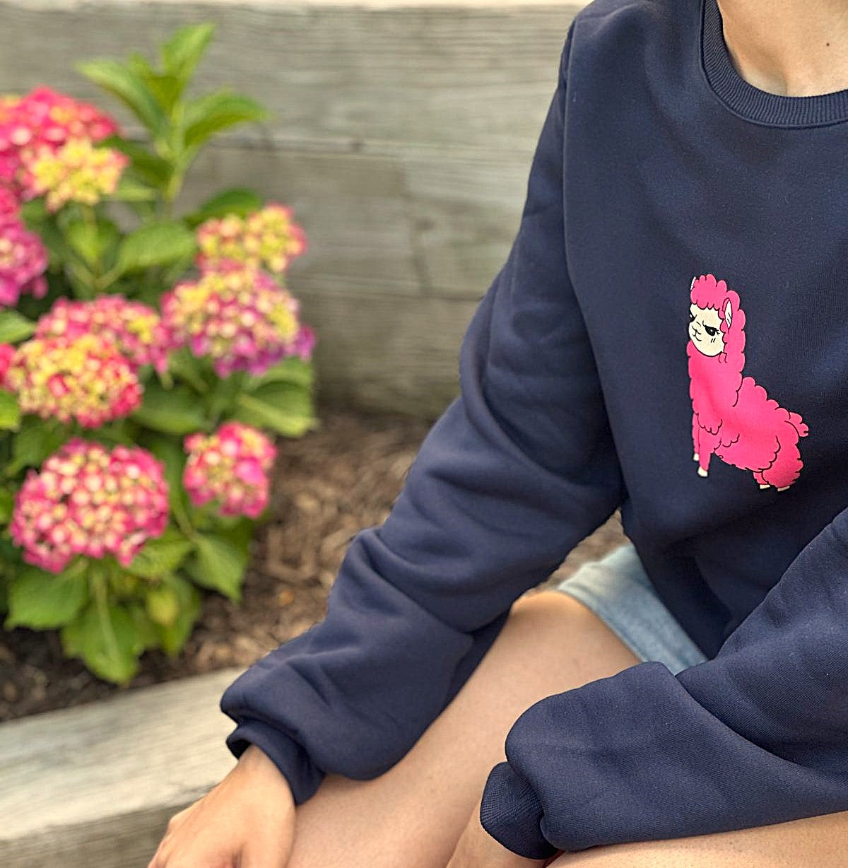 Red Angry Alpaca Oversized Long Sleeve Navy Blue Sweatshirt